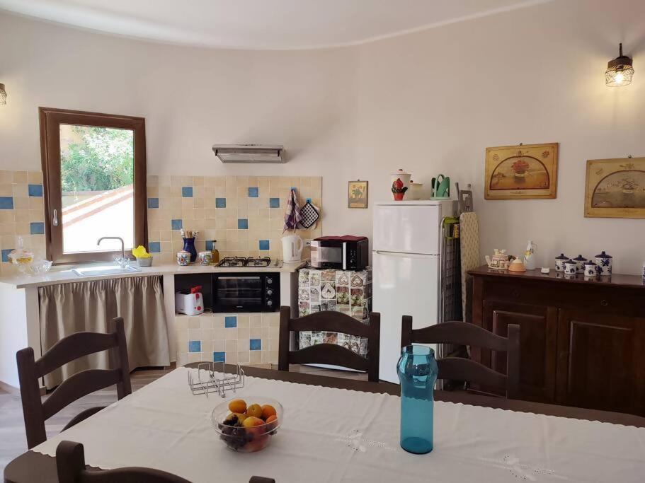 Da Nonna Cettina In Con Piscina Holiday home