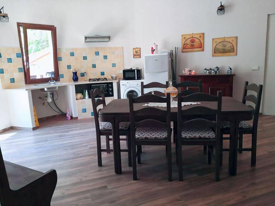 Сasa de vacaciones Da Nonna Cettina In Con Piscina